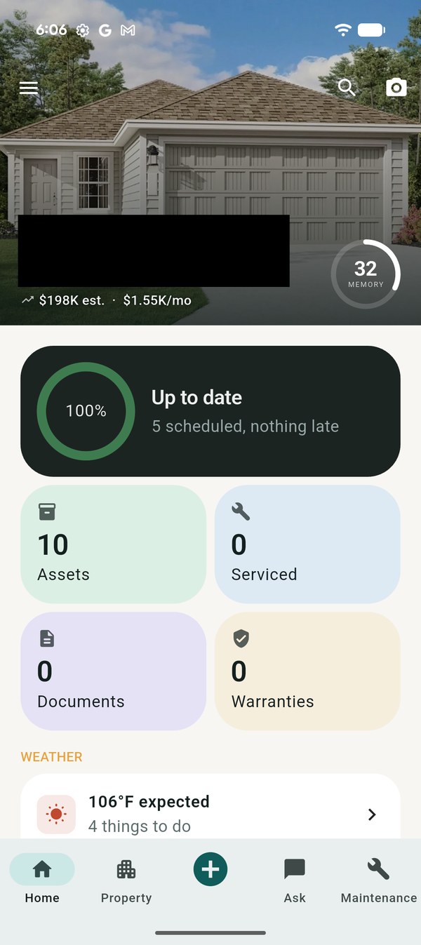 Houzy home screen: a photo of the property, a memory score of 32,
              an up-to-date ring showing five scheduled tasks and nothing late,
              counts of assets and documents, and a heat warning.
